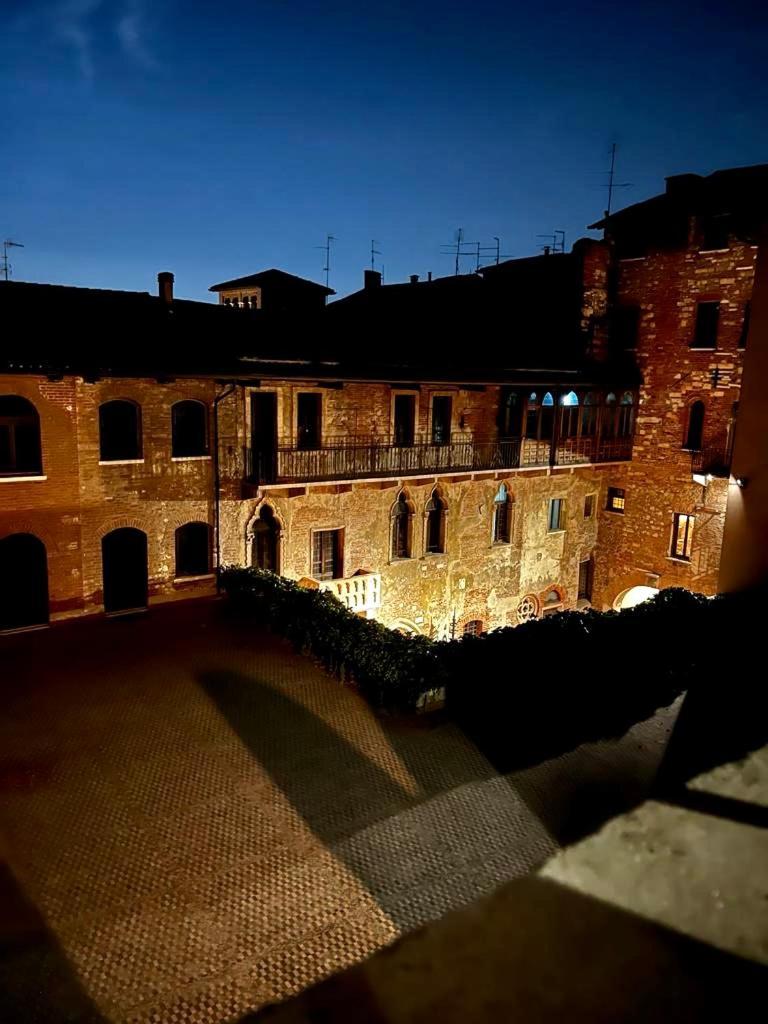 Residenza...Cara Giulietta... Appartement Verona Buitenkant foto